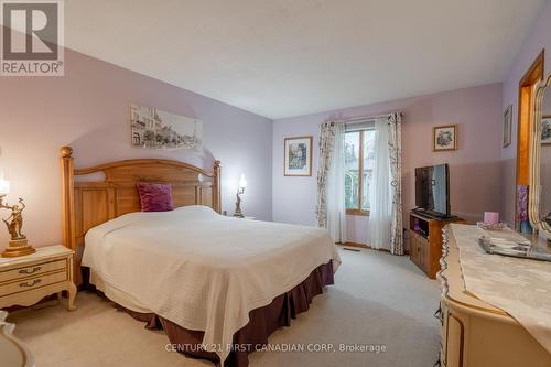 66 Nanette Crescent, London, ON - Indoor Photo Showing Bedroom