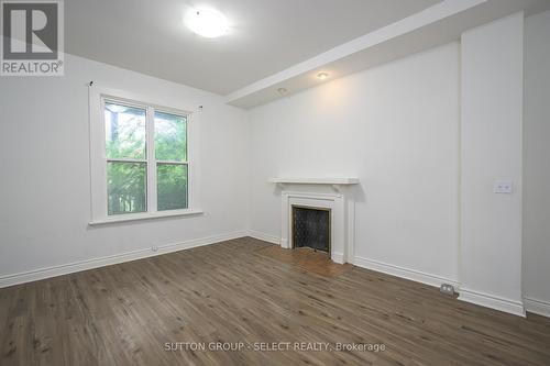 100 Mcclary Avenue, London, ON - Indoor Photo Showing Other Room