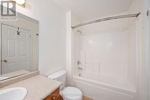 3008 Meadowgate Boulevard, London, ON - Indoor Photo Showing Bathroom