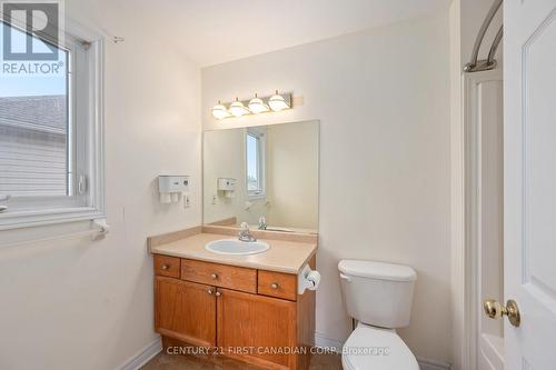 3008 Meadowgate Boulevard, London, ON - Indoor Photo Showing Bathroom