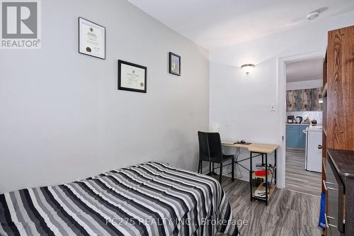 173 Adelaide Street N, London, ON - Indoor Photo Showing Bedroom