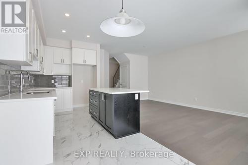 1928 Hawker, Ottawa, ON - Indoor Photo Showing Kitchen