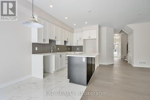 1928 Hawker, Ottawa, ON - Indoor Photo Showing Kitchen With Upgraded Kitchen