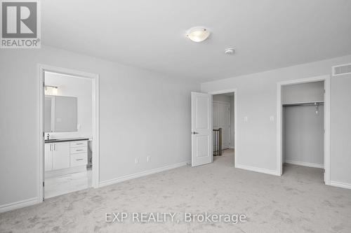 1922 Hawker, Ottawa, ON - Indoor Photo Showing Other Room