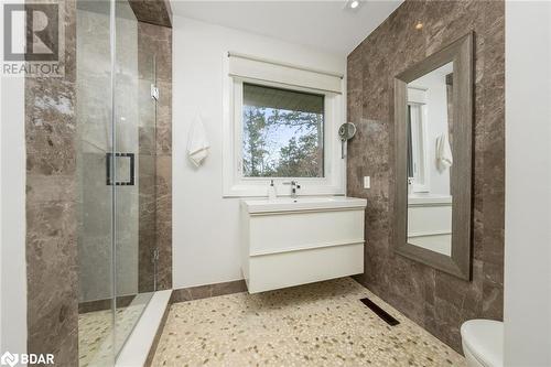 1 Terry Court, Georgetown, ON - Indoor Photo Showing Bathroom