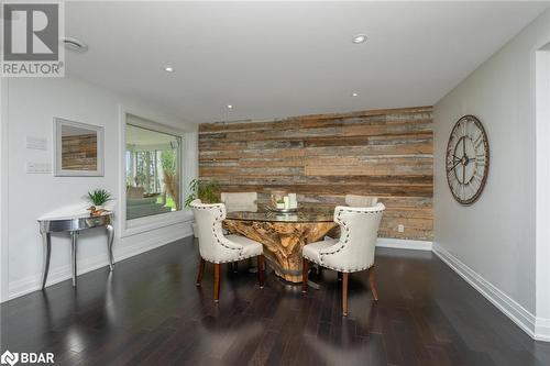 1 Terry Court, Georgetown, ON - Indoor Photo Showing Dining Room