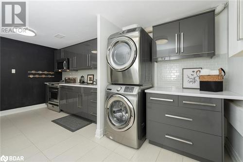 1 Terry Court, Georgetown, ON - Indoor Photo Showing Laundry Room