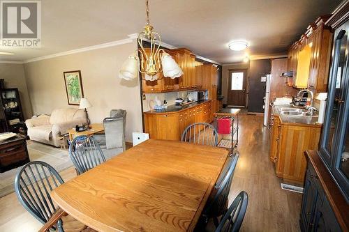 10 Glen St, Iron Bridge, ON - Indoor Photo Showing Dining Room