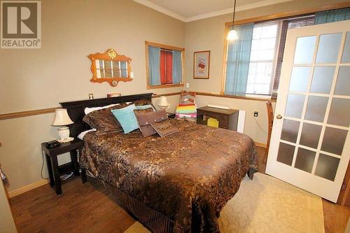 10 Glen St, Iron Bridge, ON - Indoor Photo Showing Bedroom