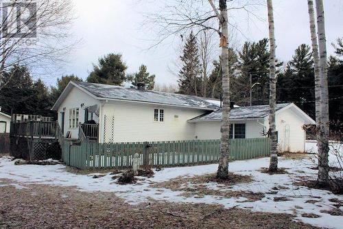 10 Glen St, Iron Bridge, ON - Outdoor