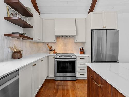 Kitchen - 3902 Ch. Paiement, Sainte-Agathe-Des-Monts, QC - Indoor Photo Showing Kitchen