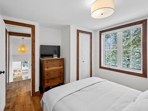 Master bedroom - 3902 Ch. Paiement, Sainte-Agathe-Des-Monts, QC - Indoor Photo Showing Bedroom