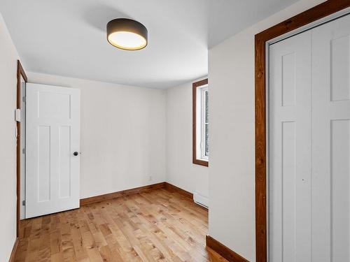 Bedroom - 3902 Ch. Paiement, Sainte-Agathe-Des-Monts, QC - Indoor Photo Showing Other Room