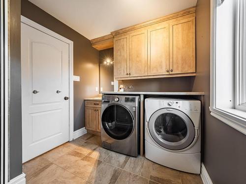 Laundry room - 156 Rue Jean-De Fonblanche, Carignan, QC - Indoor Photo Showing Laundry Room