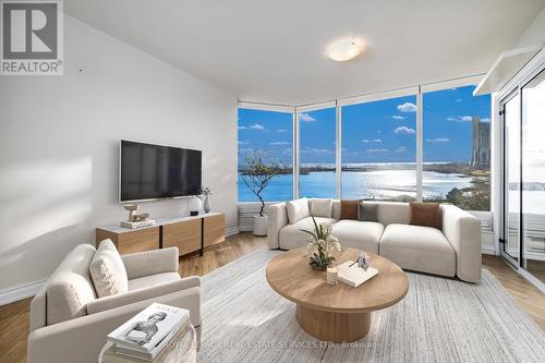 804 - 1 Palace Pier Court, Toronto, ON - Indoor Photo Showing Living Room