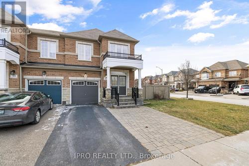 97 Gentile Circle, Vaughan, ON - Outdoor With Facade