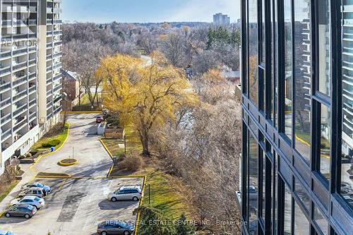 718 - 86 Dundas Street, Mississauga, ON - Outdoor With View