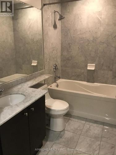 1110 - 10 Bloorview Place, Toronto, ON - Indoor Photo Showing Bathroom