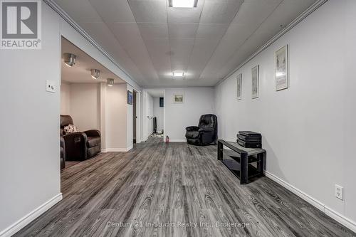 240 7Th Avenue E, Owen Sound, ON - Indoor