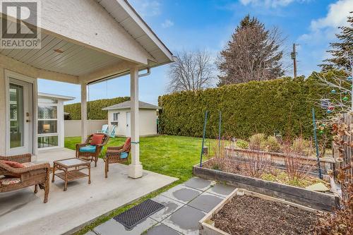 3556 Athalmer Road, Kelowna, BC - Outdoor