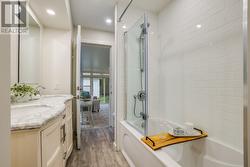 Suite Bathroom with Soaker Tub and Shower - 