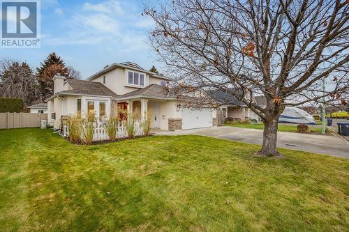 3556 Athalmer Road, Kelowna, BC - Outdoor