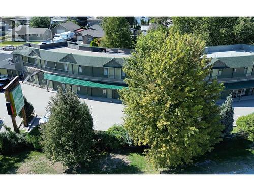 View of Summerland Motel - 6203 Willow Avenue, Summerland, BC 