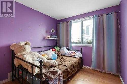 71 Stable Way, Ottawa, ON - Indoor Photo Showing Bedroom