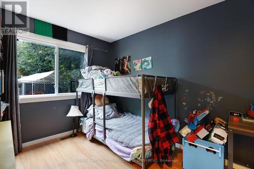 71 Stable Way, Ottawa, ON - Indoor Photo Showing Bedroom