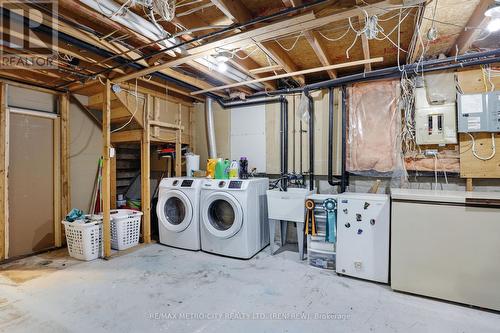 71 Stable Way, Ottawa, ON - Indoor Photo Showing Laundry Room