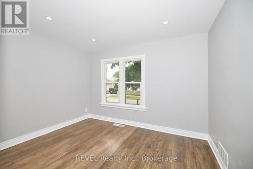 43 Cosby Avenue, St. Catharines (445 - Facer), ON - Indoor Photo Showing Other Room