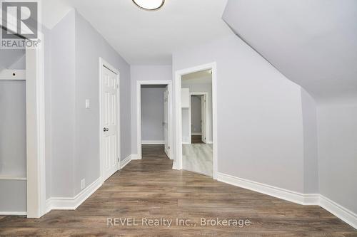 43 Cosby Avenue, St. Catharines (445 - Facer), ON - Indoor Photo Showing Other Room