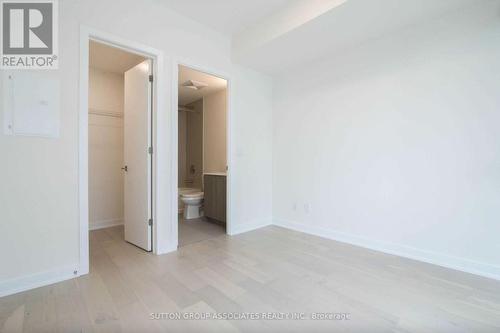 416 - 840 St Clair Avenue W, Toronto, ON - Indoor Photo Showing Other Room