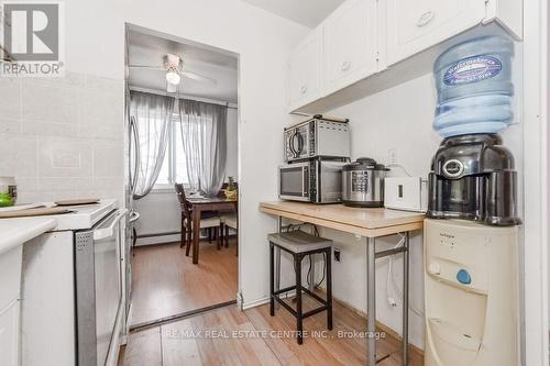 206 - 61 Townline, Orangeville, ON - Indoor Photo Showing Kitchen