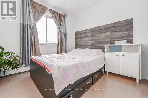 206 - 61 Townline, Orangeville, ON - Indoor Photo Showing Bedroom