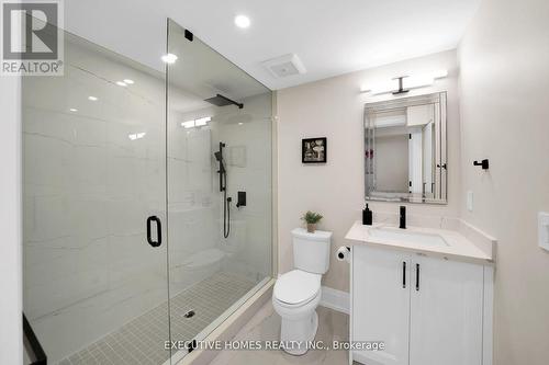 485 Trillium Drive, Oakville, ON - Indoor Photo Showing Bathroom