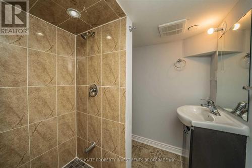 40 Trumpet Valley Boulevard, Brampton, ON - Indoor Photo Showing Bathroom