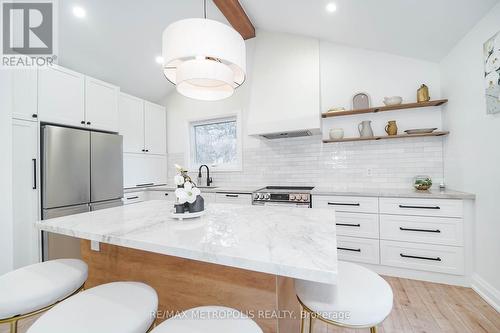 40 Northfield Road, Toronto, ON - Indoor Photo Showing Kitchen