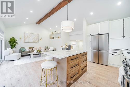 40 Northfield Road, Toronto, ON - Indoor Photo Showing Kitchen