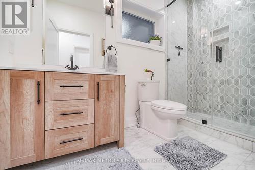 40 Northfield Road, Toronto, ON - Indoor Photo Showing Bathroom