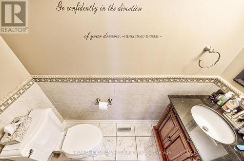 2115 Eighth Line, Oakville, ON - Indoor Photo Showing Bathroom