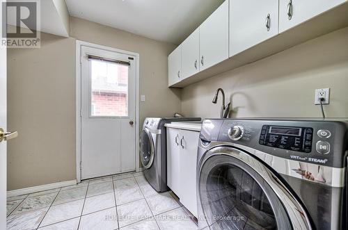 2115 Eighth Line, Oakville, ON - Indoor Photo Showing Laundry Room