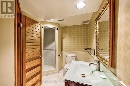 2115 Eighth Line, Oakville, ON - Indoor Photo Showing Bathroom