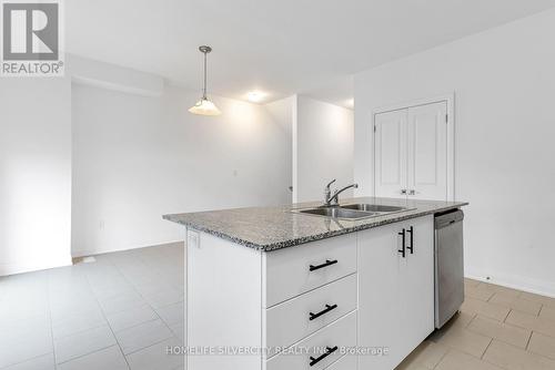 50 Windtree Way, Halton Hills, ON - Indoor Photo Showing Kitchen With Double Sink