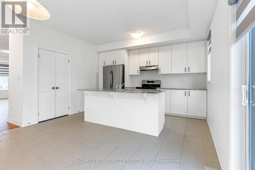 50 Windtree Way, Halton Hills, ON - Indoor Photo Showing Kitchen