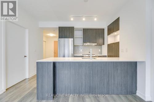 1301 - 2520 Eglinton Avenue W, Mississauga, ON - Indoor Photo Showing Kitchen