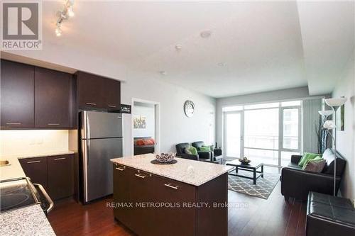 1509 - 365 Prince Of Wales Drive, Mississauga, ON - Indoor Photo Showing Kitchen