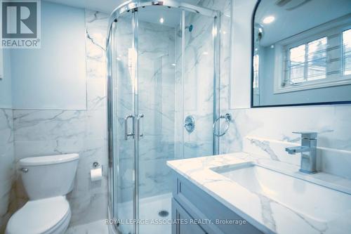 9 Welbourne Court, Ajax, ON - Indoor Photo Showing Bathroom