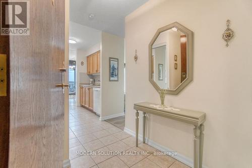 Ph19 - 51 Baffin Court, Richmond Hill, ON - Indoor Photo Showing Bathroom