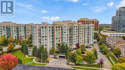 Ph19 - 51 Baffin Court, Richmond Hill, ON - Outdoor With Facade